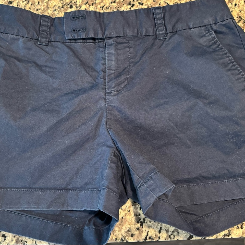 Adorable Vineyard Vines shorts, Still in great shape just too big for me now.